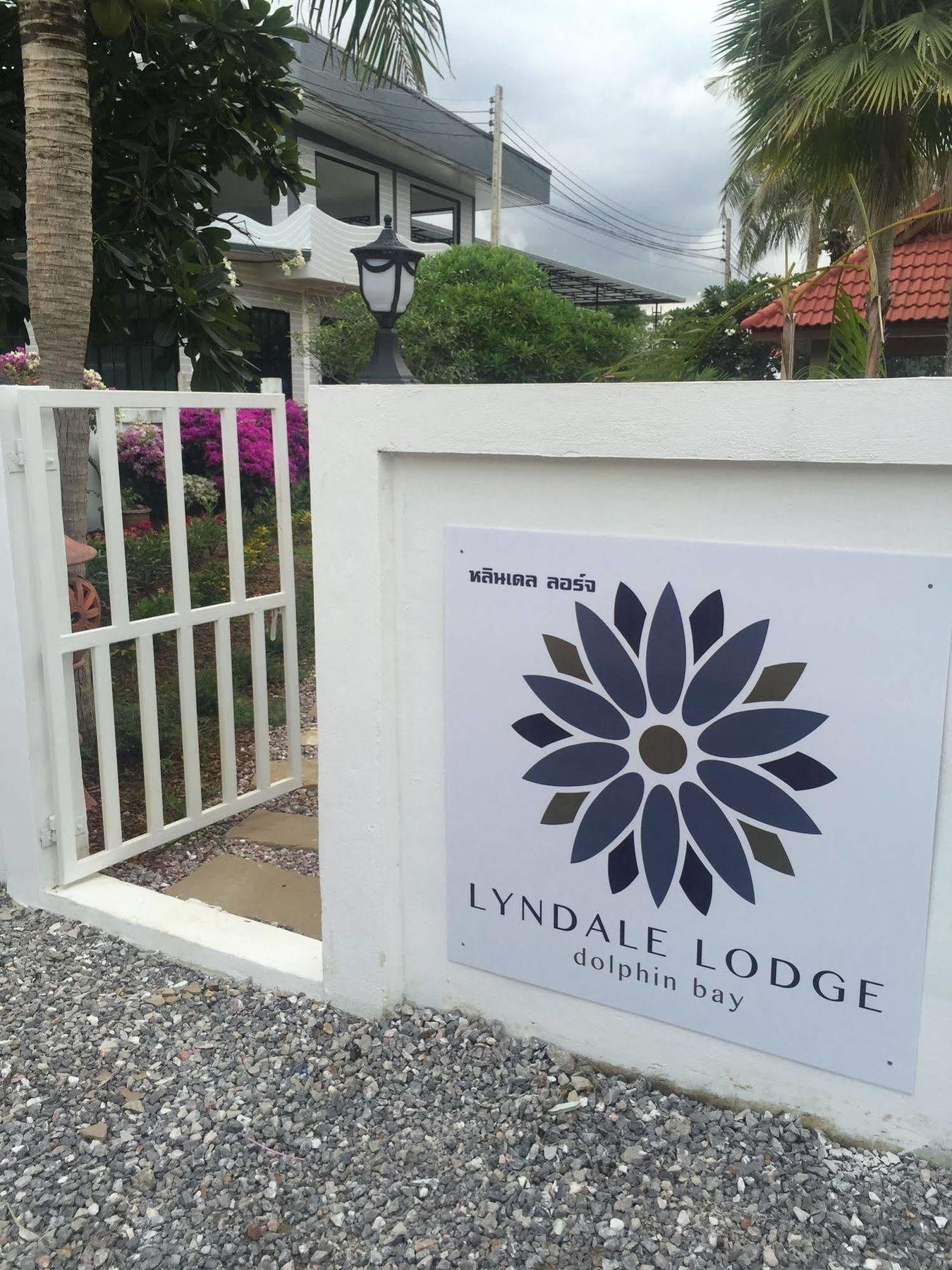 Lyndale Lodge Сам-Рой-Йот Экстерьер фото